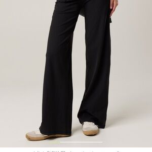 Offline by Aerie Real Me XTRA Ribbed High Waisted Trouser